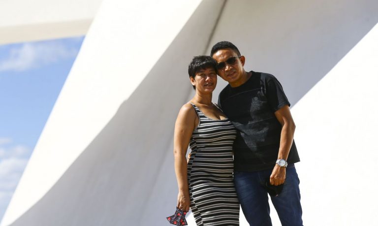 Distrito Federal faz casamento comunitário no Museu Nacional.