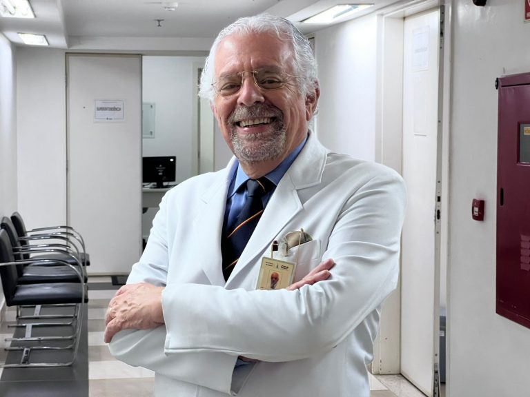 Cardiologista Osório Rangel é homenageado no Hospital de Base.