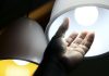 Taxa extra na conta de luz deixa de ser cobrada a partir deste sábado.