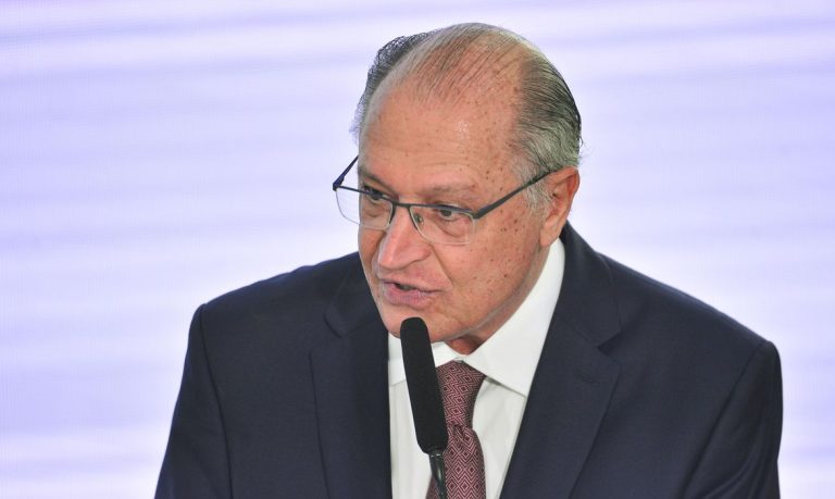 Alckmin diz que nova âncora fiscal será apresentada nos próximos dias.