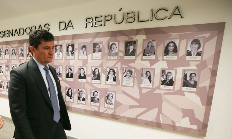 PGR denuncia Moro ao Supremo por calúnia contra Gilmar Mendes. PGR denuncia Moro ao Supremo por calúnia contra Gilmar Mendes.