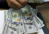 Dólar sobe para R$ 5,73 com novo coronavírus na China