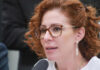 PGR pede prisão preventiva de Carla Zambelli por deixar o Brasil