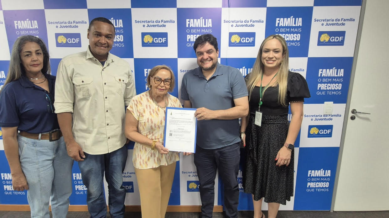 Aberta consulta pública para criação do Estatuto da Família Atípica