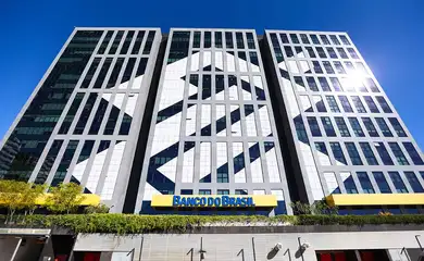 BB tem lucro de R$ 11,2 bi no primeiro semestre, queda de 40,7%