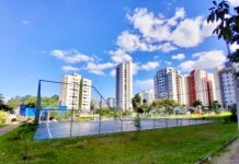 Programa Adote uma Praça reforça manutenção de quadra poliesportiva em Águas Claras