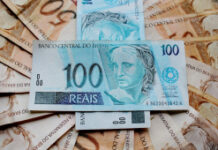 Governo estima salário mínimo de R$ 1.717 para 2027