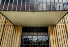 Déficit do setor público em maio foi de R$ 56 bilhões, informa BC