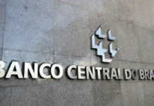 Mercado financeiro eleva previsão da Selic para 13,75% ao ano