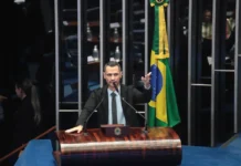 Em nova reviravolta, Cleitinho anuncia que disputará o governo de Minas Gerais